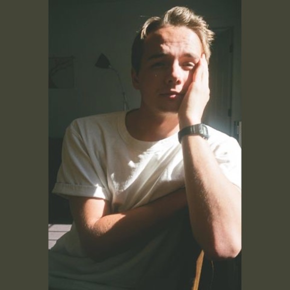 Meet your Posher, Mark - Picture 1 of 1